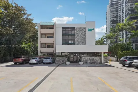 2201 Brickell Avenue Miami FL 33129