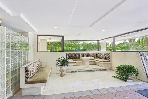 2201 Brickell Avenue Miami FL 33129