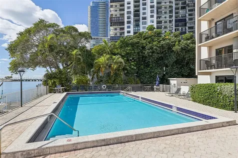 2201 Brickell Avenue Miami FL 33129