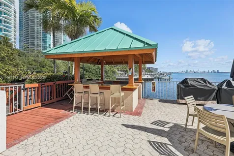 2201 Brickell Avenue Miami FL 33129