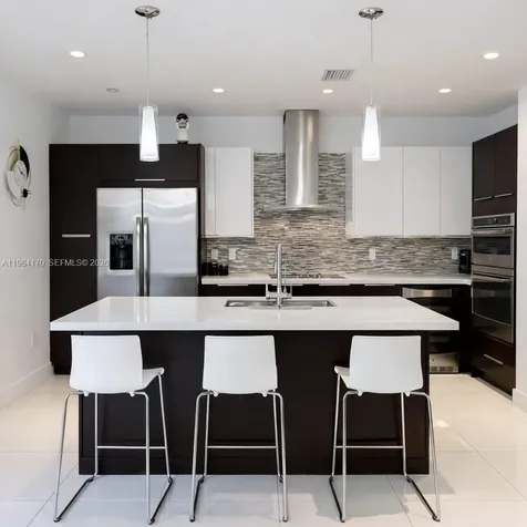 10464 NW 66th Street Doral FL 33178
