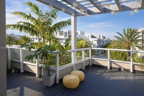 10464 NW 66th Street Doral FL 33178