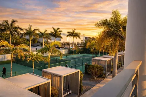 10464 NW 66th Street Doral FL 33178