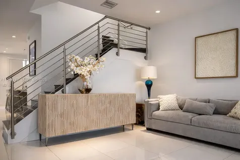 10464 NW 66th Street Doral FL 33178