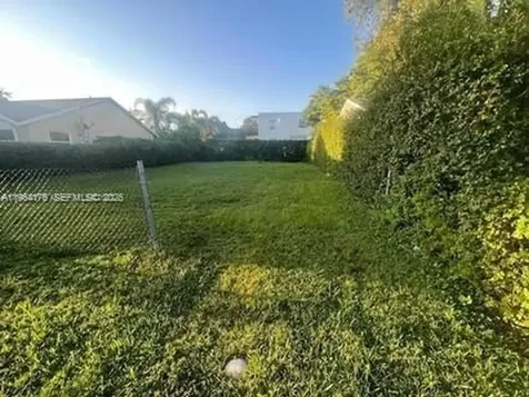 3804 Florida Avenue Miami FL 33133