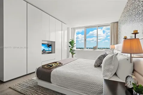 1100 West Avenue Miami Beach FL 33139