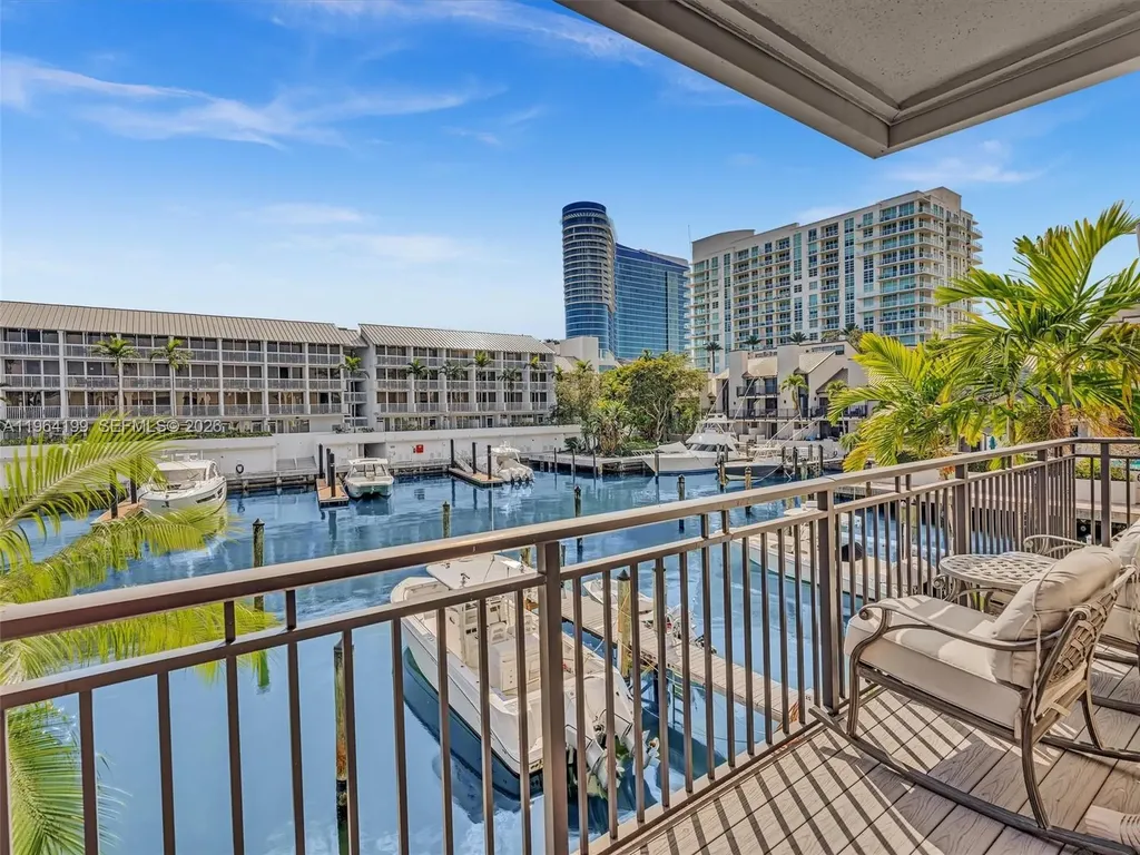 15 Port Side Drive Fort Lauderdale FL 33316