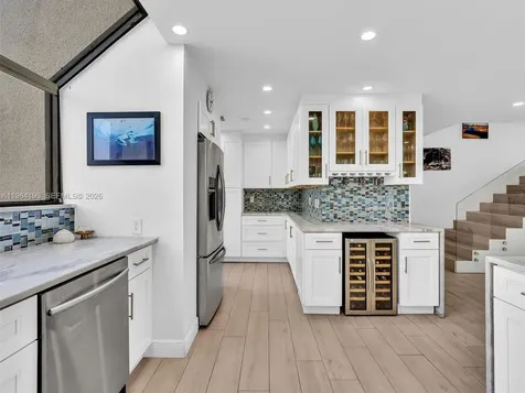 15 Port Side Drive Fort Lauderdale FL 33316