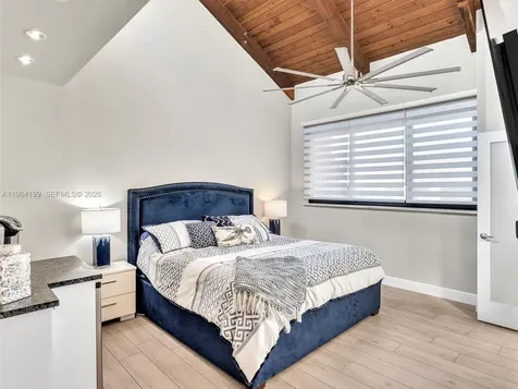 15 Port Side Drive Fort Lauderdale FL 33316