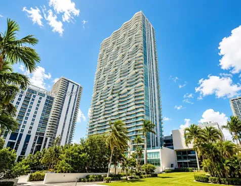 460 NE 28th Street Miami FL 33137