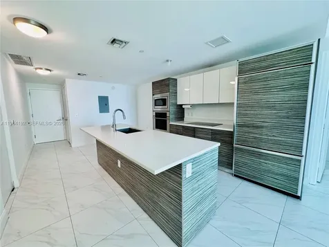460 NE 28th Street Miami FL 33137