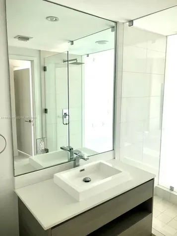 460 NE 28th Street Miami FL 33137