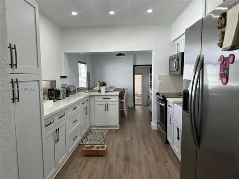 991 E 47th Street Hialeah FL 33013