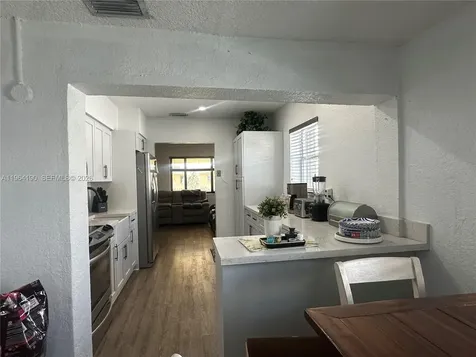 991 E 47th Street Hialeah FL 33013