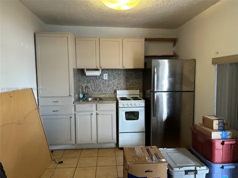 991 E 47th Street Hialeah FL 33013