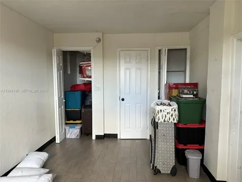 991 E 47th Street Hialeah FL 33013