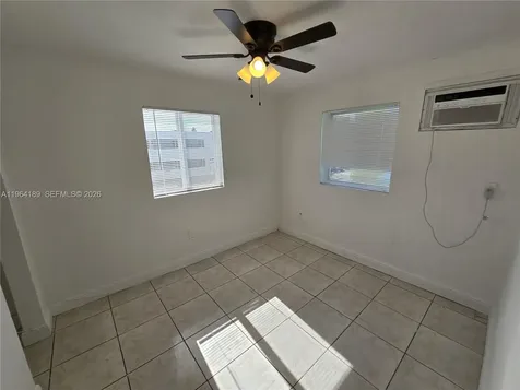 535 NW 7th Street Miami FL 33136