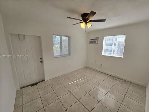 535 NW 7th Street Miami FL 33136