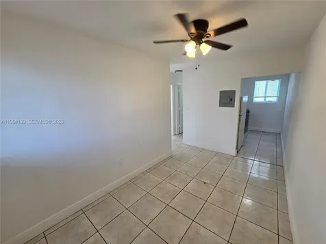 535 NW 7th Street Miami FL 33136
