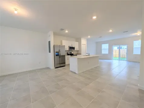 1172 SE 1st Terrace Florida City FL 33034