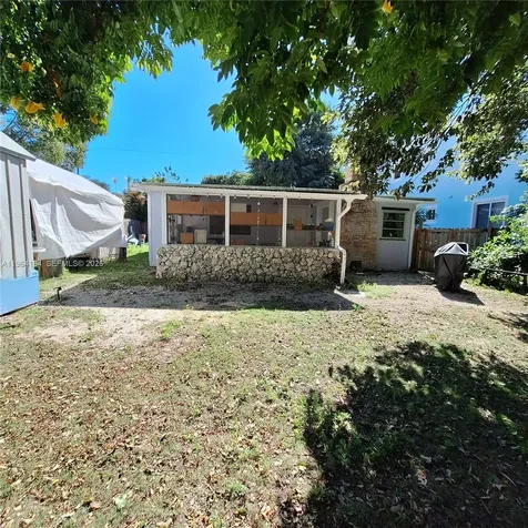 27 Pompano Avenue Key Largo FL 33037