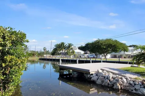 27 Pompano Avenue Key Largo FL 33037