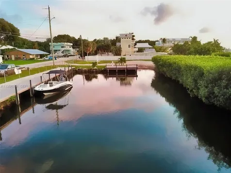 27 Pompano Avenue Key Largo FL 33037