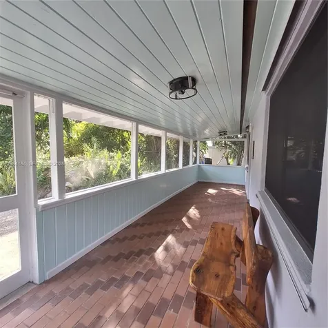 27 Pompano Avenue Key Largo FL 33037