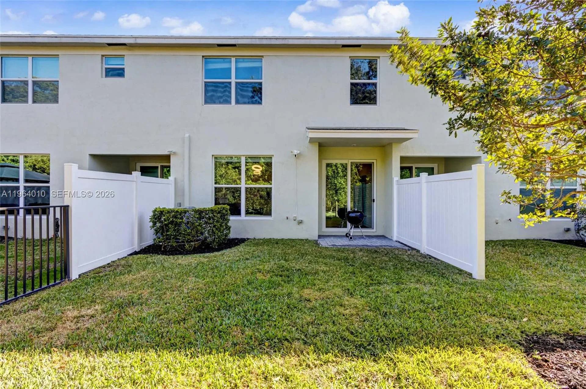 4303 Hammock Grove Drive Lake Worth FL 33467