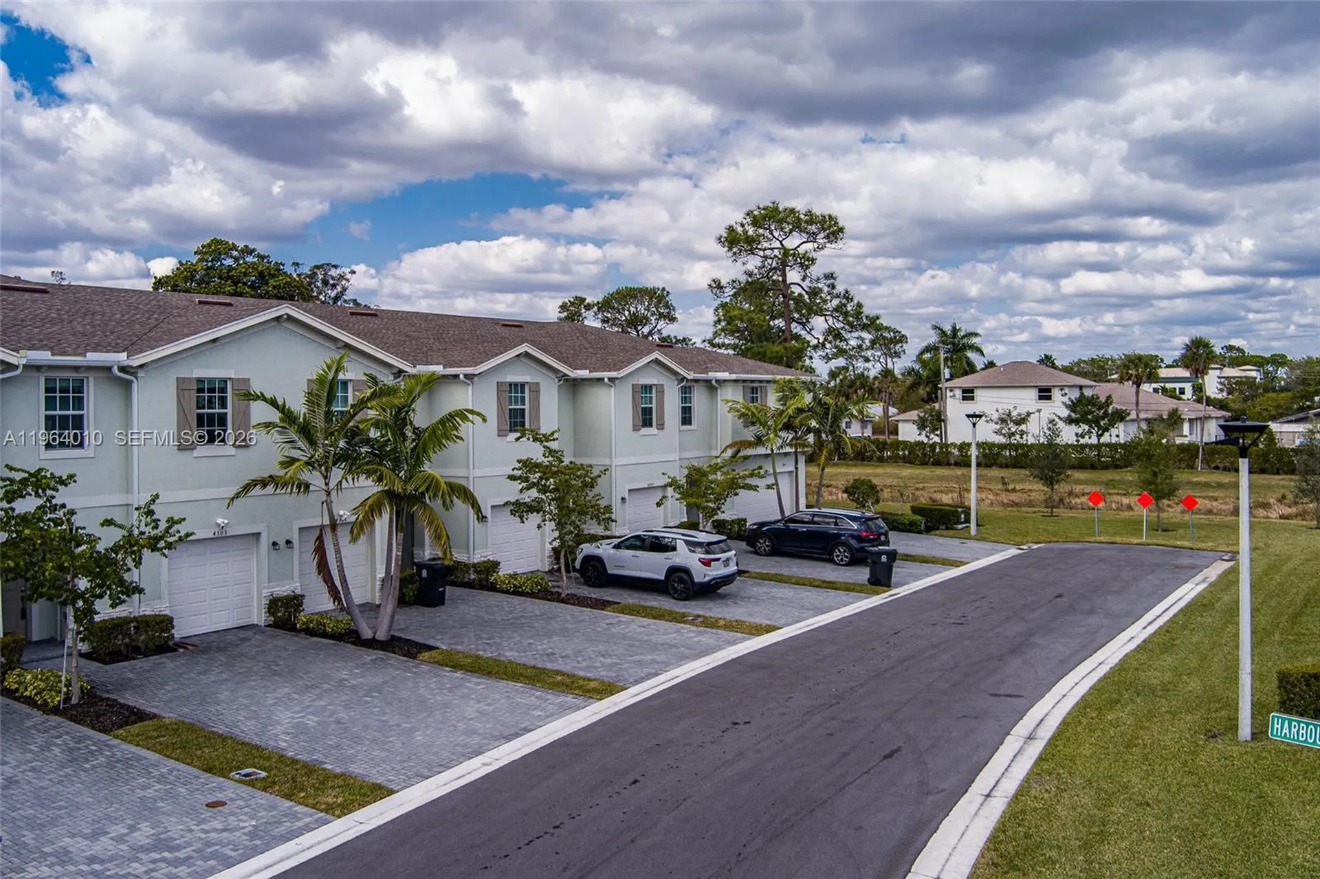 4303 Hammock Grove Drive Lake Worth FL 33467