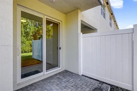 4303 Hammock Grove Drive Lake Worth FL 33467