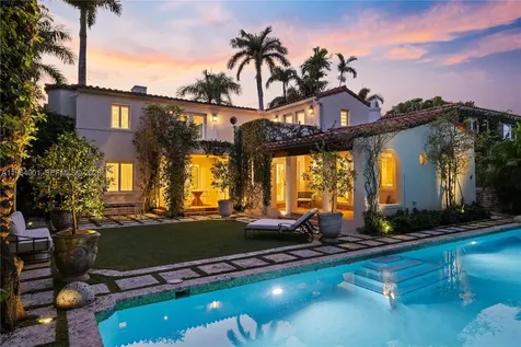 5711 N Bay Road Miami Beach FL 33140
