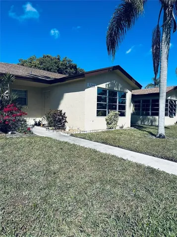 5260 Nesting Way Delray Beach FL 33484