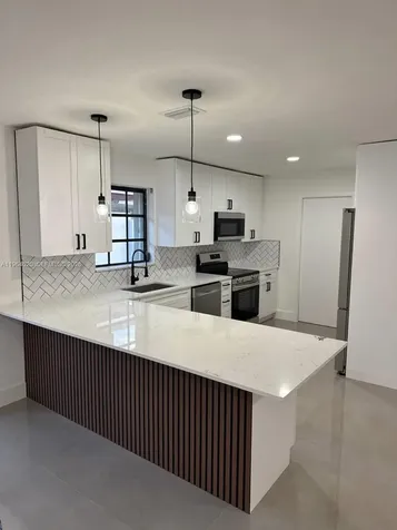 748 NW 133rd Avenue Miami FL 33182