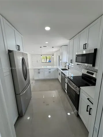748 NW 133rd Avenue Miami FL 33182