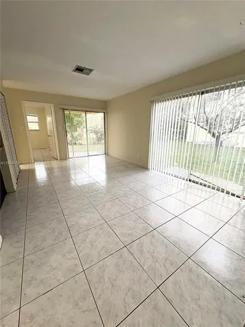 813 SW 10th Street Hallandale Beach FL 33009