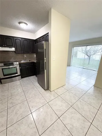 813 SW 10th Street Hallandale Beach FL 33009