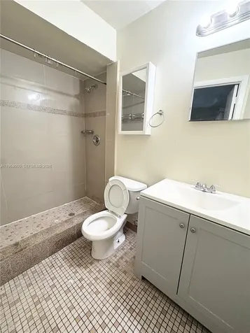 813 SW 10th Street Hallandale Beach FL 33009
