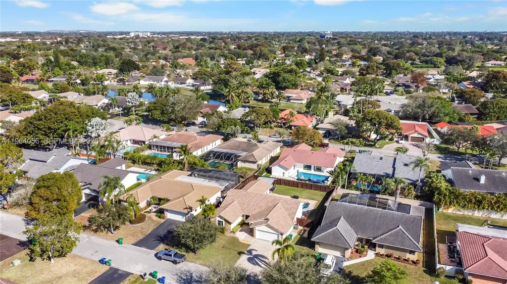 375 NW 107th Terrace Coral Springs FL 33071