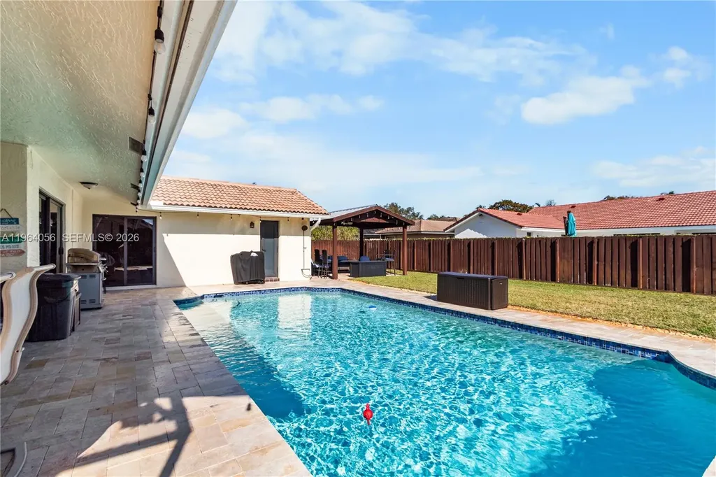 375 NW 107th Terrace Coral Springs FL 33071