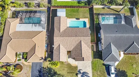 375 NW 107th Terrace Coral Springs FL 33071