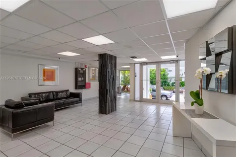 245 18th Street Miami Beach FL 33139