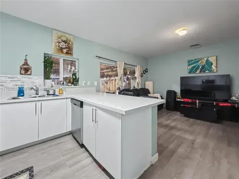 396 NW 12th Place Florida City FL 33034