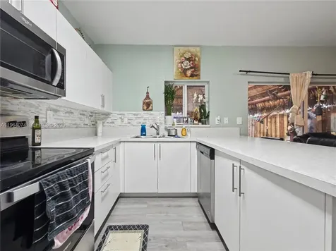 396 NW 12th Place Florida City FL 33034