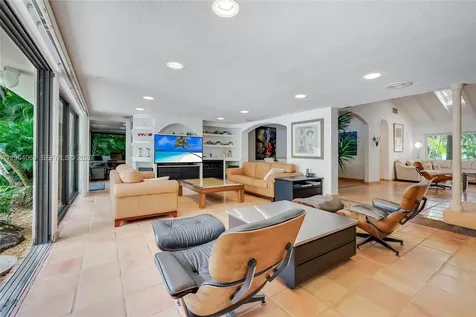 278 S Island Drive Golden Beach FL 33160