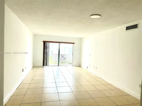 7308 SW 82nd Street Miami FL 33143