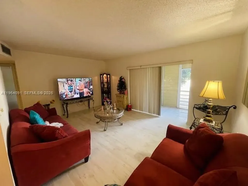 5180 E Sabal Palm Boulevard Tamarac FL 33319