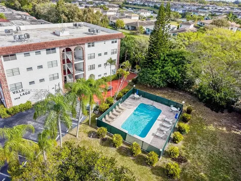 3910 Crystal Lake Drive Deerfield Beach FL 33064