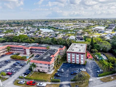3910 Crystal Lake Drive Deerfield Beach FL 33064