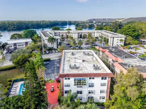 3910 Crystal Lake Drive Deerfield Beach FL 33064